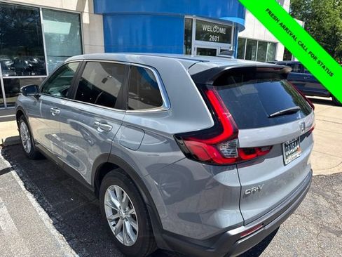 Certified 2025 Honda CR-V EX image 10
