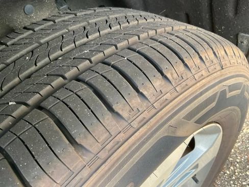 Used 2023 Honda Pilot EX-L image 11