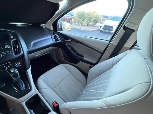 Used 2015 Ford Focus SE w/ SE Sport Package FWD image 47