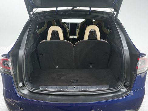 Used 2016 Tesla Model X Performance image 11