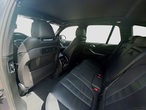 Used 2020 BMW X5 sDrive40i w/ Premium Package RWD image 25