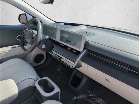 Certified 2024 Hyundai Ioniq 5 Limited image 23