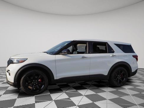 Used 2022 Ford Explorer ST w/ Equipment Group 401A AWD/4WD image 4