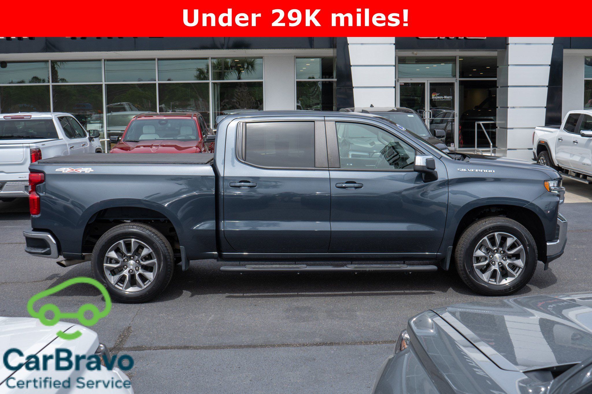 Used 2022 Chevrolet Silverado 1500 LT AWD/4WD image 2