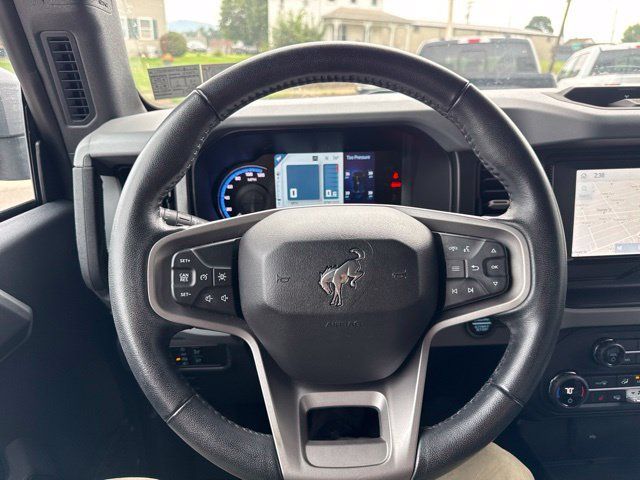 Certified 2023 Ford Bronco Big Bend w/ Sasquatch Package AWD/4WD image 12