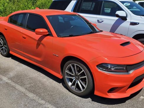 Used 2021 Dodge Charger R/T w/ Plus Group RWD image 2
