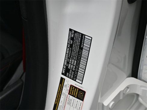 Used 2025 Mercedes-Benz C 43 AMG 4MATIC Sedan image 33