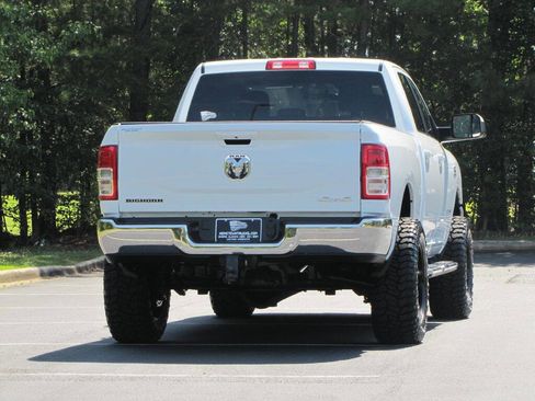 Used 2022 RAM 2500 Big Horn AWD/4WD image 10