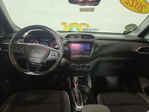 Certified 2022 Chevrolet TrailBlazer RS w/ Sun and Liftgate Package image 13