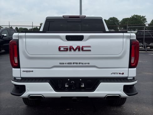 Certified 2020 GMC Sierra 1500 AT4 w/ AT4 Premium Package AWD/4WD image 7