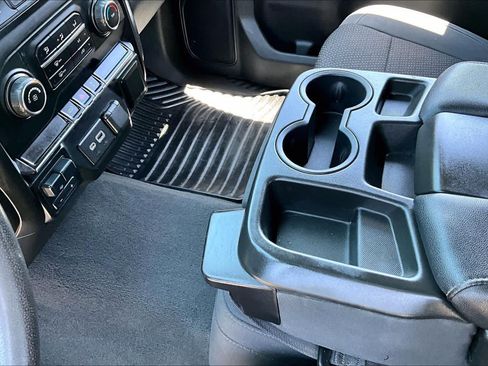 Used 2021 Chevrolet Silverado 2500 Custom w/ Custom Value Package AWD/4WD image 16