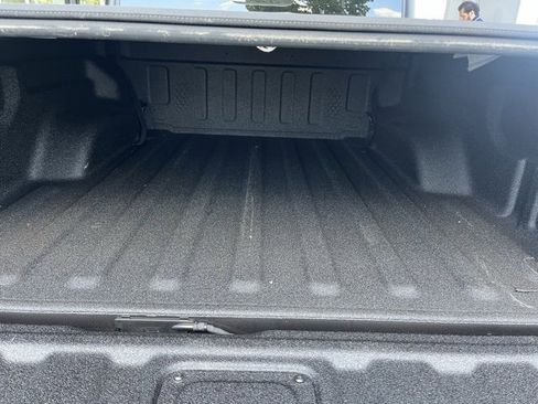 New 2025 Jeep Gladiator Sport image 28