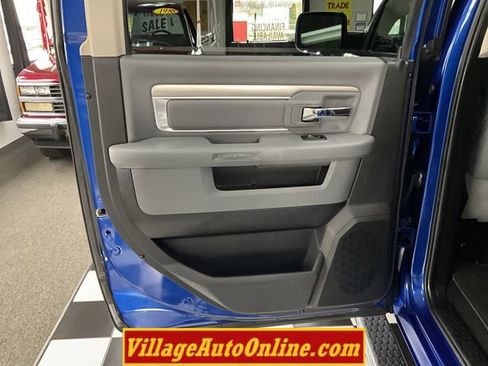 Used 2019 RAM 1500 Classic SLT w/ Luxury Group AWD/4WD image 26