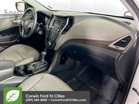 Used 2017 Hyundai Santa Fe Sport AWD/4WD image 27