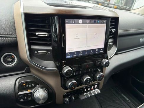 Used 2022 RAM 1500 Laramie AWD/4WD image 33