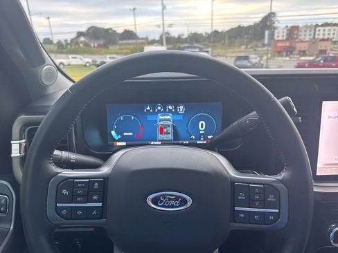 Used 2023 Ford F250 Lariat w/ Lariat Ultimate Package image 18