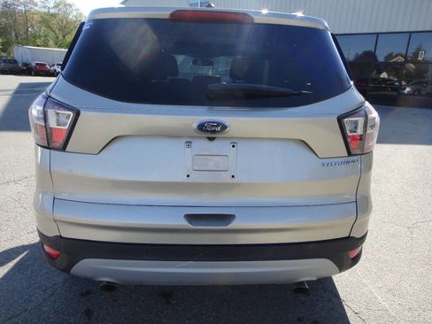 Used 2017 Ford Escape Titanium AWD/4WD image 5
