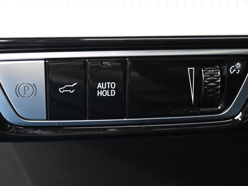 New 2026 Cadillac Optiq Sport 2 w/ LPO, Floor Liner Package AWD/4WD image 24