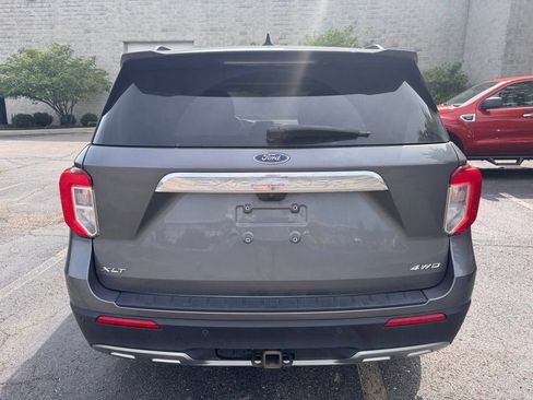 Certified 2023 Ford Explorer XLT w/ Equipment Group 202A AWD/4WD image 4