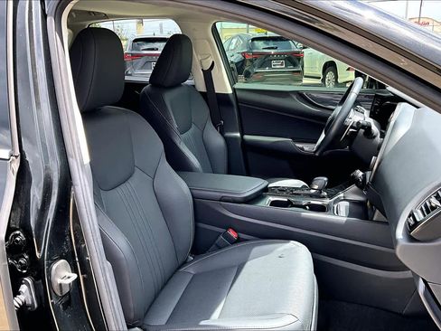 Used 2023 Lexus NX 250 FWD image 9