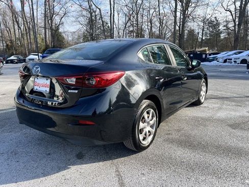 Used 2018 MAZDA MAZDA3 Sport image 22