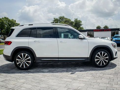 Used 2020 Mercedes-Benz GLB 250 w/ Premium Package image 8