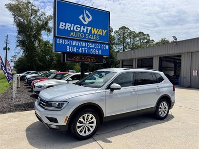 Used 2018 Volkswagen Tiguan SE w/ Front Fog Lights Package