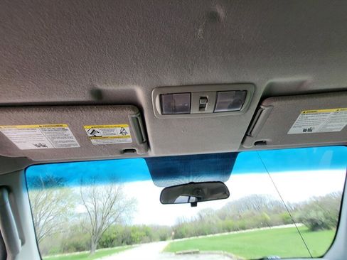 Used 2010 Nissan Xterra S image 24