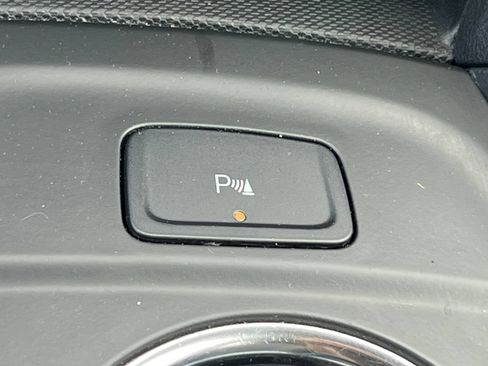 Used 2024 Chevrolet Equinox LT AWD/4WD image 28