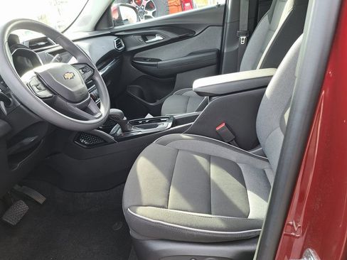 Used 2023 Chevrolet TrailBlazer LT image 27