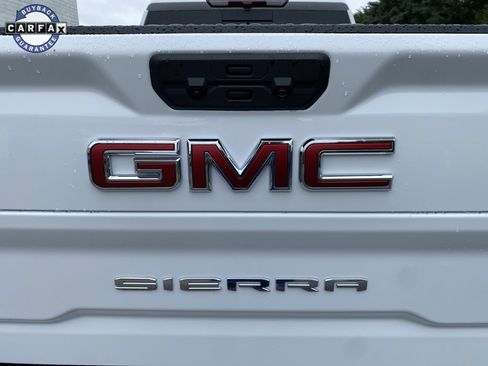 Used 2025 GMC Sierra 2500 AT4 image 19