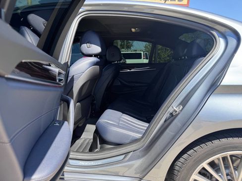 Used 2017 BMW 530i xDrive AWD/4WD image 19