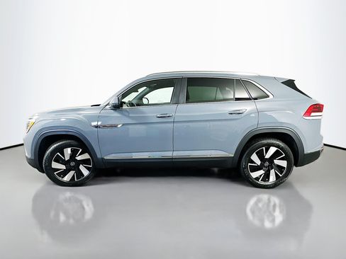 Used 2026 Volkswagen Atlas Cross Sport SEL AWD/4WD image 4