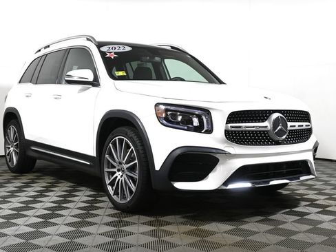 Certified 2022 Mercedes-Benz GLB 250 4MATIC image 9