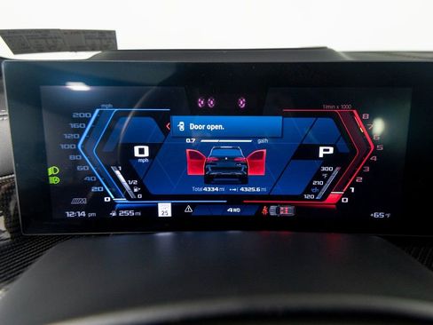 Used 2026 BMW X5 M Competition w/ Executive Package image 24