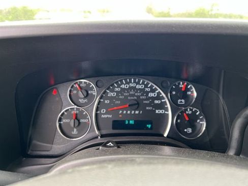 New 2026 GMC Savana 2500 Extended w/ Driver Convenience Package image 12
