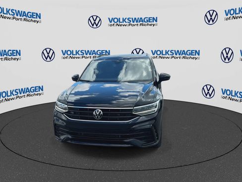 Used 2024 Volkswagen Tiguan SE R-Line FWD image 3