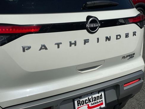 Certified 2022 Nissan Pathfinder Platinum w/ Cargo Package image 31