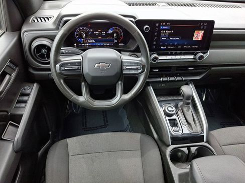 Certified 2024 Chevrolet Colorado Trail Boss w/ Safety Package AWD/4WD image 11