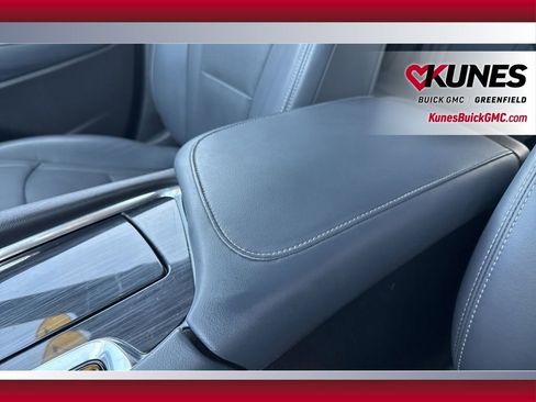 Used 2022 Buick Enclave Premium AWD/4WD image 29