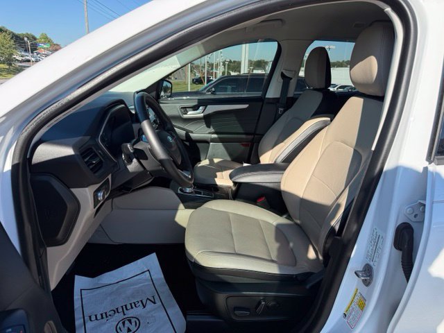 Used 2022 Ford Escape SEL FWD image 13