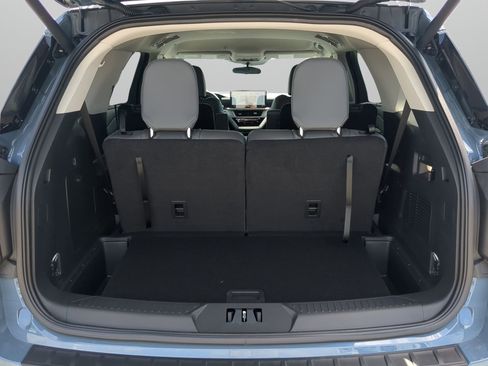 New 2025 Ford Explorer Active w/ Active Comfort Package image 41