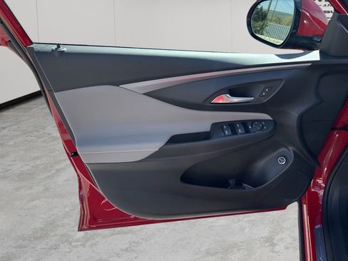 New 2026 Buick Envista Avenir FWD image 25