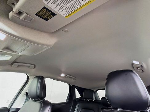 Used 2022 Ford Escape SEL AWD/4WD image 5