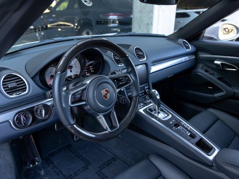 Certified 2025 Porsche 718 Boxster S RWD image 4