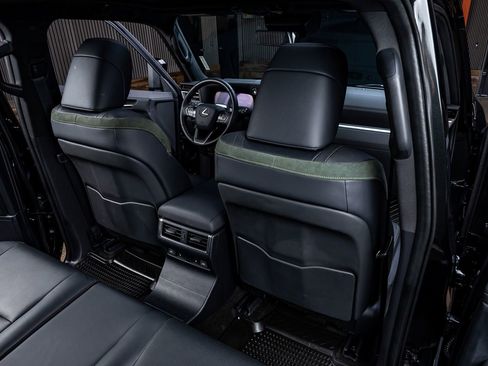 Used 2024 Lexus GX 550 AWD/4WD image 33