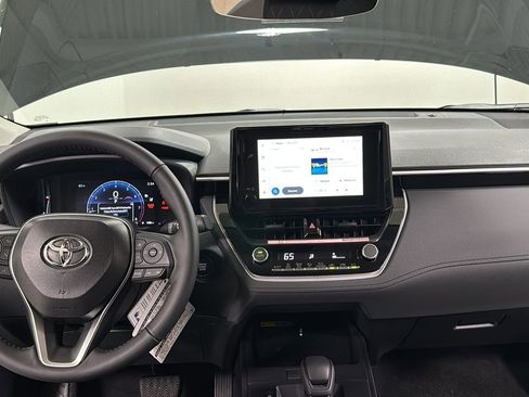 New 2026 Toyota Corolla Cross LE image 9