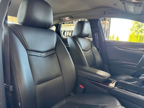 Used 2019 Cadillac XTS Luxury image 29