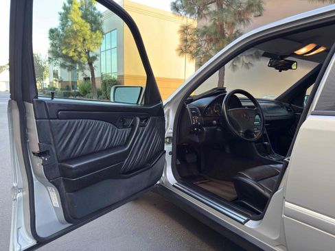 Used 1996 Mercedes-Benz C 280 Sedan image 55