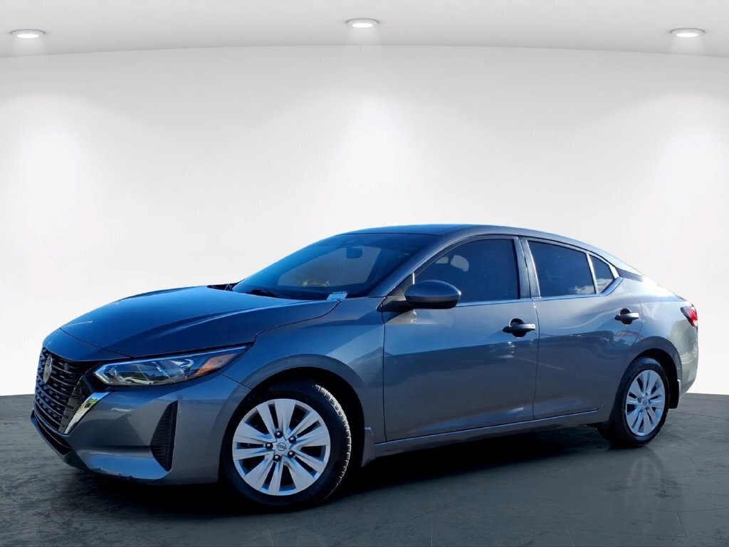 Used 2024 Nissan Sentra S FWD image 2